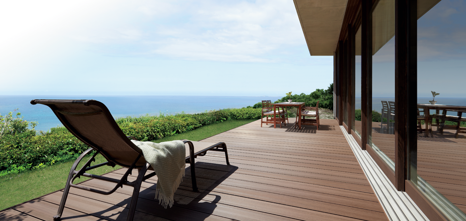 樹ら楽ステージ　木彫